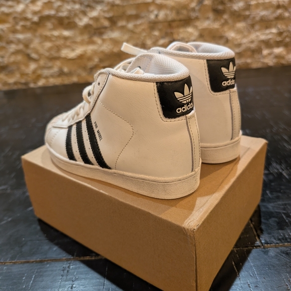 Adidas Kids White and Black Sneakers - Picture 3 of 4